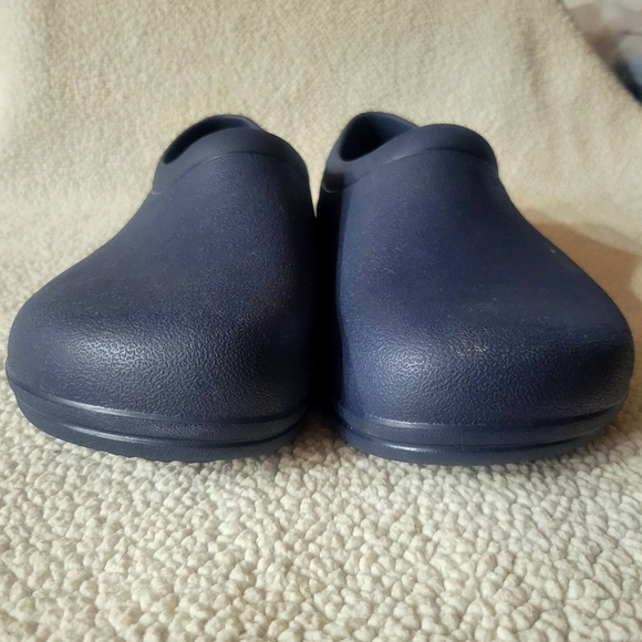 Crocs On The Clock LiteRide™ Navy Work Slip-On - Sz W/10, M/8 - Picture 6 of 9